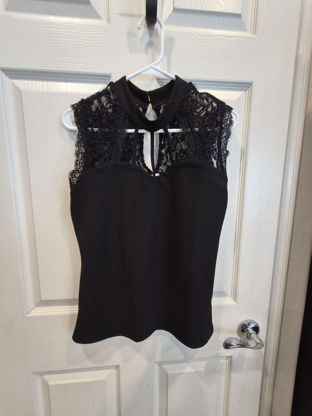 5/25 Lace Yoke Black Sleeveless Women's Top